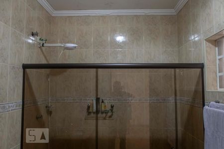 Casa à venda com 250m², 3 quartos e 3 vagasBanheiro 2