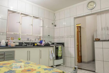 Casa à venda com 250m², 3 quartos e 3 vagasCozinha