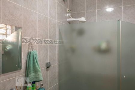 Casa à venda com 250m², 3 quartos e 3 vagasBanheiro da Suíte 1