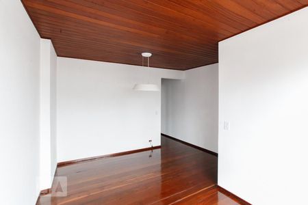 Apartamento à venda com 70m², 2 quartos e 1 vagaSala