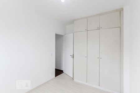 Apartamento à venda com 70m², 2 quartos e 1 vagaQuarto 2