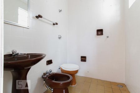 Banheiro da Suíte 1 de casa para alugar com 2 quartos, 80m² em Vila Clementino, São Paulo