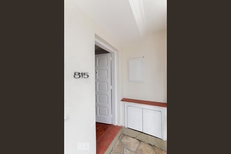 Casa para alugar com 80m², 2 quartos e sem vagaEntrada