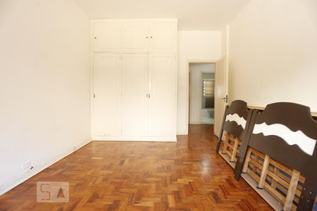 Apartamento à venda com 200m², 3 quartos e sem vagaQuarto 2