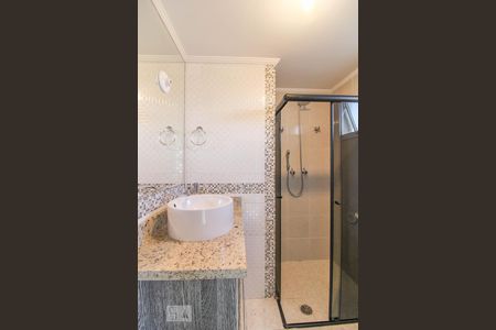 Apartamento à venda com 76m², 2 quartos e 2 vagasBanheiro