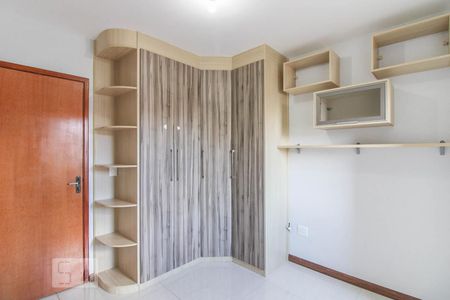 Apartamento à venda com 76m², 2 quartos e 2 vagasQuarto 2