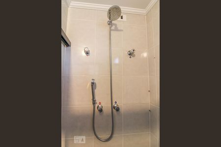 Apartamento à venda com 76m², 2 quartos e 2 vagasDetalhe - Banheiro