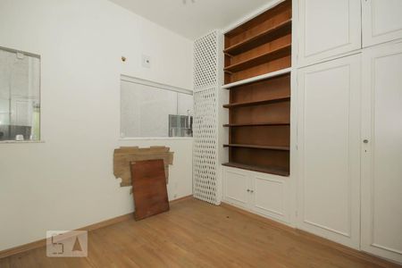 Apartamento à venda com 300m², 4 quartos e 1 vagaQuarto 4