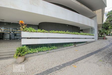 Apartamento à venda com 300m², 4 quartos e 1 vagaFachada