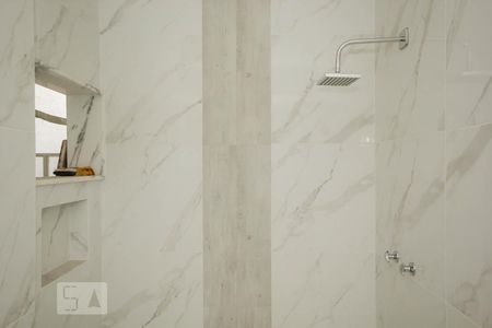 Apartamento à venda com 300m², 4 quartos e 1 vagaBanheiro 2