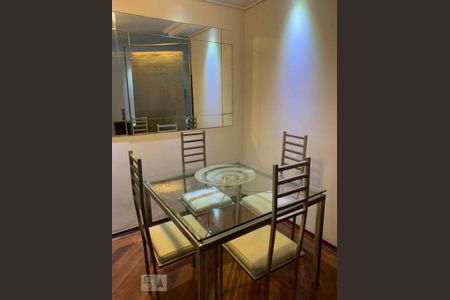 Sala de apartamento para alugar com 3 quartos, 90m² em Chácara Inglesa, São Paulo