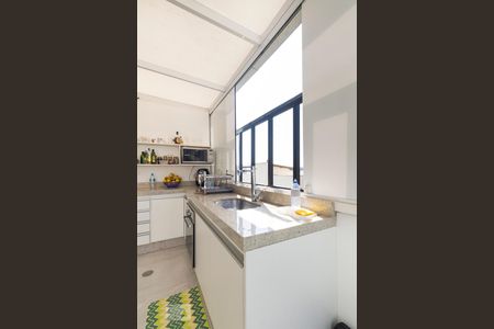 Apartamento à venda com 84m², 2 quartos e 1 vagaCozinha