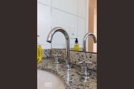 Apartamento à venda com 84m², 2 quartos e 1 vagaBanheiro Social