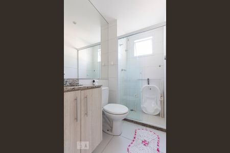 Banheiro Social de apartamento à venda com 2 quartos, 84m² em Vila Guarani (z Sul), São Paulo