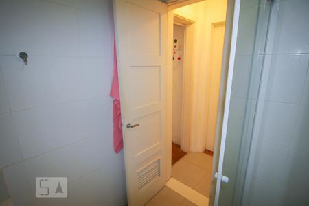 Apartamento para alugar com 42m², 1 quarto e 1 vaga Apartamento para alugar com 42m², 1 quarto e 1 vagaBanheiro Social