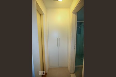 Apartamento para alugar com 42m², 1 quarto e 1 vaga Apartamento para alugar com 42m², 1 quarto e 1 vagaCorredor
