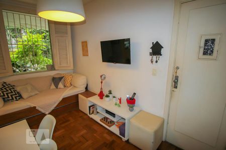 Sala de apartamento para alugar com 1 quarto, 42m² em Botafogo, Rio de Janeiro