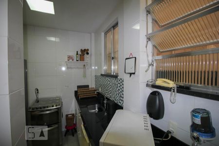 Apartamento para alugar com 42m², 1 quarto e 1 vaga Apartamento para alugar com 42m², 1 quarto e 1 vagaCozinha - Armários