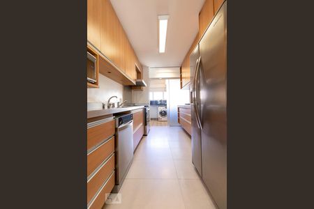 Apartamento para alugar com 170m², 3 quartos e 3 vagas Apartamento para alugar com 170m², 3 quartos e 3 vagasCozinha