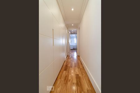 Apartamento para alugar com 170m², 3 quartos e 3 vagas Apartamento para alugar com 170m², 3 quartos e 3 vagasCorredor