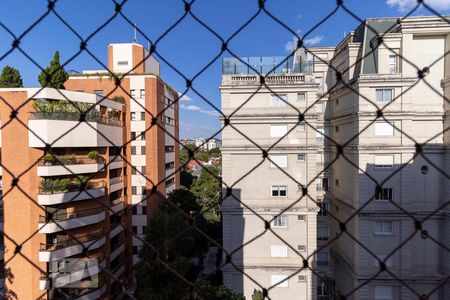 Apartamento para alugar com 170m², 3 quartos e 3 vagas Apartamento para alugar com 170m², 3 quartos e 3 vagasVista da suíte master