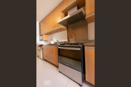 Apartamento para alugar com 170m², 3 quartos e 3 vagas Apartamento para alugar com 170m², 3 quartos e 3 vagasCozinha