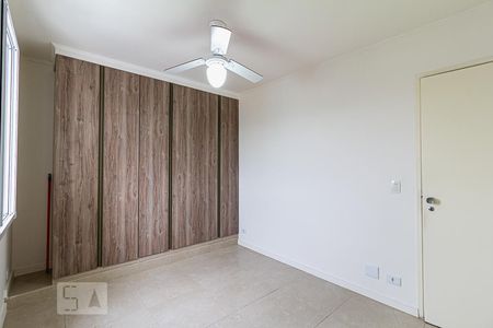 Dormitório de apartamento para alugar com 1 quarto, 52m² em Indianópolis, São Paulo