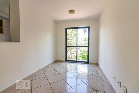 Sala de apartamento para alugar com 2 quartos, 55m² em Jardim das Vertentes, São Paulo
