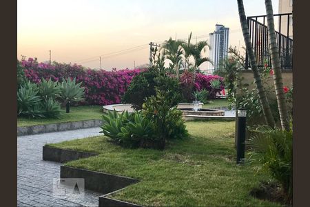 Apartamento à venda com 70m², 3 quartos e 1 vaga Apartamento à venda com 70m², 3 quartos e 1 vagaÁrea comum - Área externa