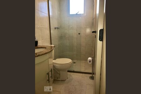 Apartamento à venda com 70m², 3 quartos e 1 vaga Apartamento à venda com 70m², 3 quartos e 1 vagaBanheiro social