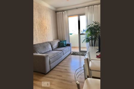 Apartamento à venda com 70m², 3 quartos e 1 vaga Apartamento à venda com 70m², 3 quartos e 1 vagaSala
