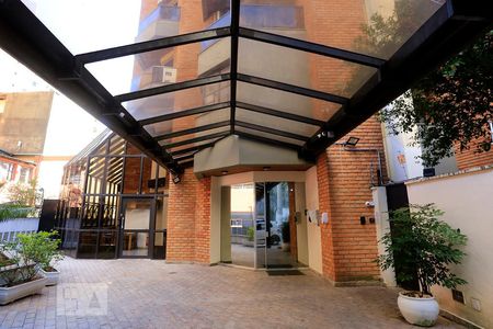 Apartamento à venda com 40m², 1 quarto e 1 vagaEntrada do Prédio