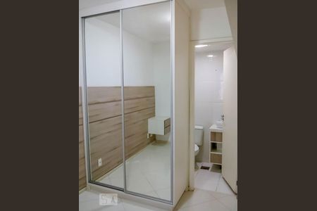 Suíte de apartamento para alugar com 2 quartos, 52m² em Todos Os Santos, Rio de Janeiro