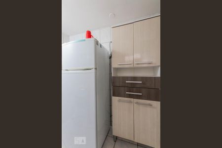Cozinha - Detalhes de apartamento para alugar com 1 quarto, 35m² em São João Batista (venda Nova), Belo Horizonte