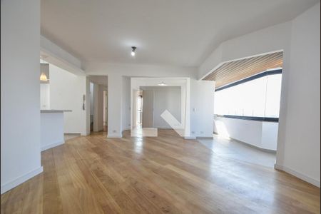 Apartamento para alugar com 112m², 3 quartos e 3 vagasSala