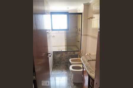 Banheiro de apartamento para alugar com 4 quartos, 143m² em Santa Teresinha, São Paulo
