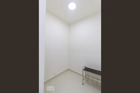 Apartamento para alugar com 82m², 2 quartos e 1 vagaQuarto de Serviço