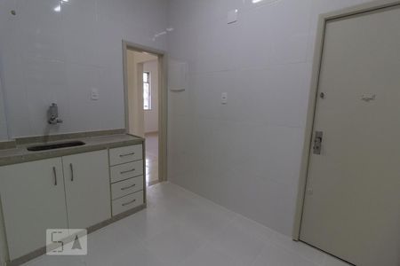 Apartamento para alugar com 82m², 2 quartos e 1 vagaCozinha