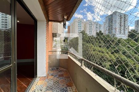 Sacada de apartamento à venda com 3 quartos, 130m² em Jardim Ampliação, São Paulo