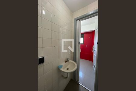 Apartamento à venda com 130m², 3 quartos e 3 vagas Apartamento à venda com 130m², 3 quartos e 3 vagasBanheiro de Serviço