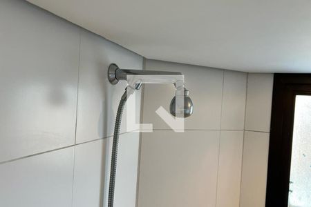 Apartamento à venda com 130m², 3 quartos e 3 vagas Apartamento à venda com 130m², 3 quartos e 3 vagasChuveiro