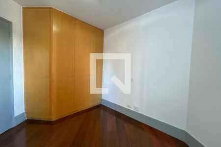 Apartamento à venda com 130m², 3 quartos e 3 vagas Apartamento à venda com 130m², 3 quartos e 3 vagasQuarto 3