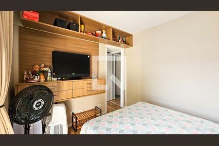 Quarto 1 de apartamento para alugar com 2 quartos, 70m² em Vila Sofia, São Paulo