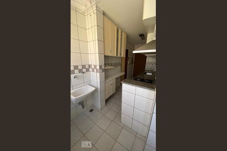 Apartamento à venda com 76m², 2 quartos e 1 vagaArea de serviço