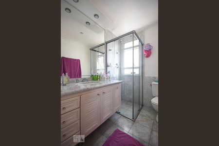 Apartamento à venda com 400m², 4 quartos e 6 vagasBanheiro Suíte 2