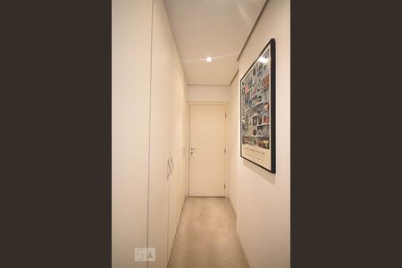 Apartamento à venda com 400m², 4 quartos e 6 vagasArmário do Corredor