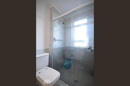 Apartamento à venda com 400m², 4 quartos e 6 vagasBanheiro 1 da Suíte 3