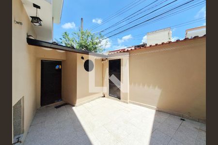 Quintal de casa para alugar com 2 quartos, 130m² em Água Fria, São Paulo
