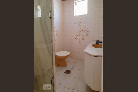 Apartamento à venda com 240m², 3 quartos e 2 vagasBanheiro