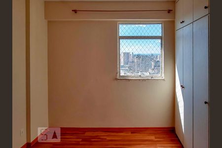 Apartamento à venda com 240m², 3 quartos e 2 vagasQuarto